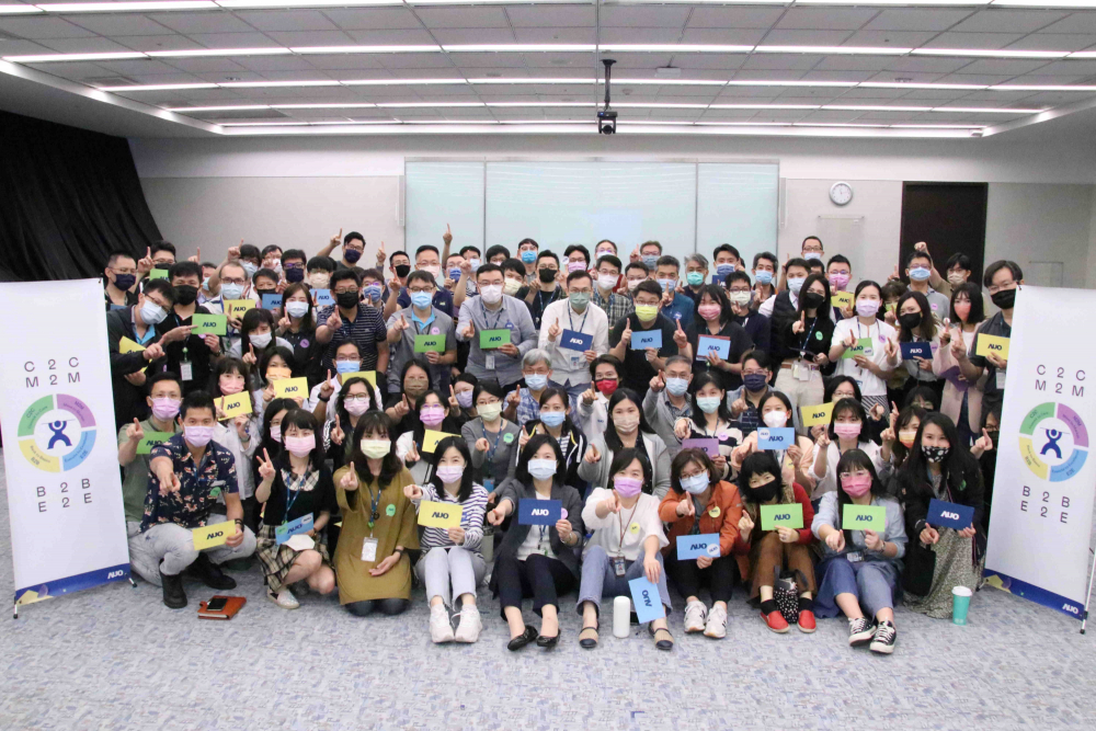 友達提供全球及集團輪調機會，支持同仁持續進修學習，致力為專業人才打造友善多元的職場環境